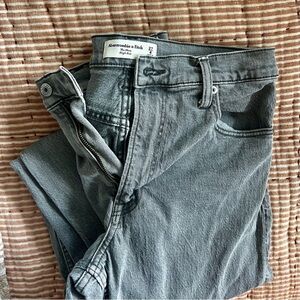 A&F The Mom High Rise in faded black